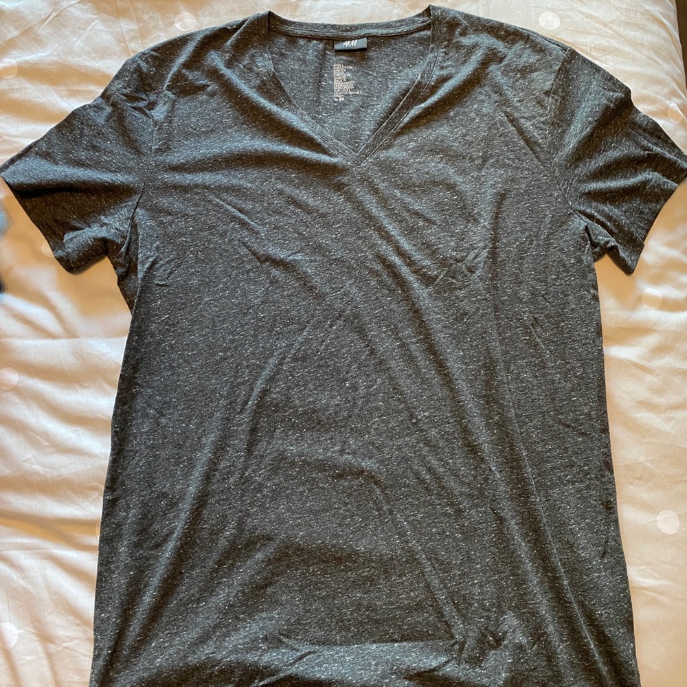 H&M Men’s V-Neck T-Shirt